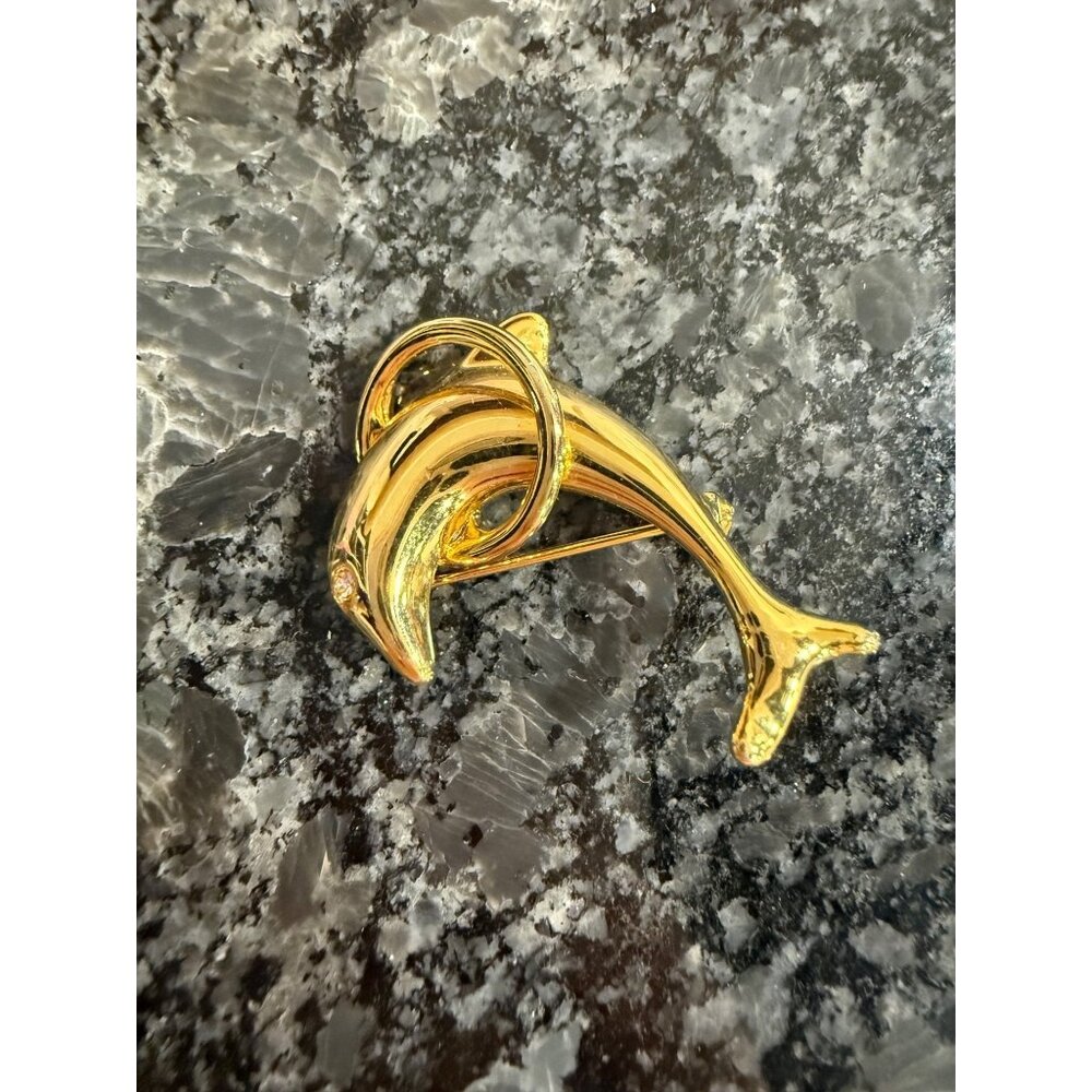Vintage Gold-Tone Dolphin Brooch Pin With Rhinestone Eye